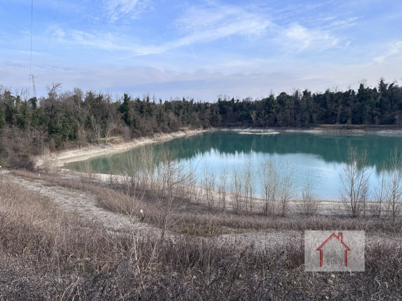 Luxor Agenzia Immobiliare propone in esclusiva una straordinaria opportunità d’investimento nel c...