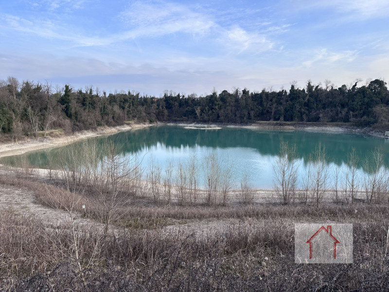 Luxor Agenzia Immobiliare propone in esclusiva una straordinaria opportunità d’investimento nel c...