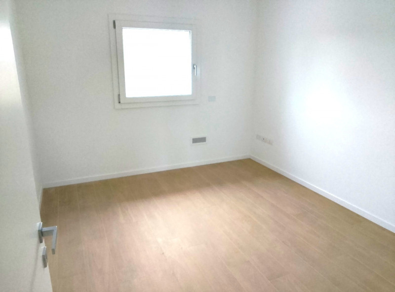 Scopri la tua nuova casa nel cuore di Trebaseleghe! Situato in una zona centrale, questo appartam...