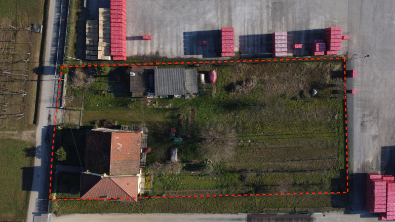 Scopri questa splendida casa singola terratetto situata nel comune di Malo, immersa in un terreno...