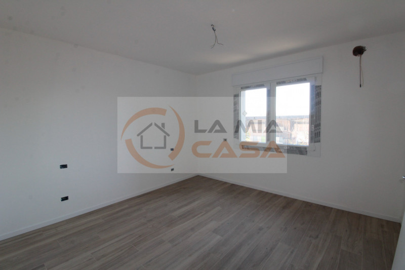 Sogni di vivere nel cuore pulsante della storica cittadina di Piove di Sacco? Ti presentiamo un a...