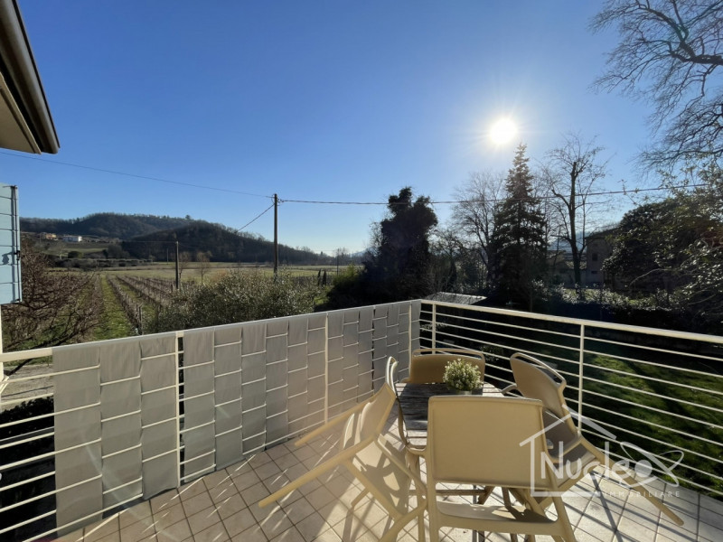 Luvigliano: Proponiamo in affitto transitorio e disponibile dal 15 gennaio un appartamento comple...