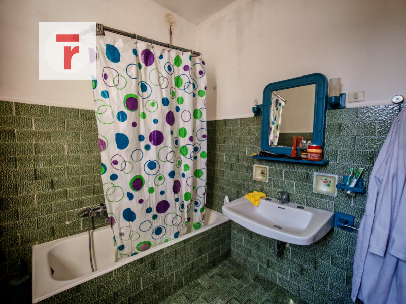 Nel quartiere residenziale di Voltabarozzo, una delle zone più richieste della città di Padova pe...