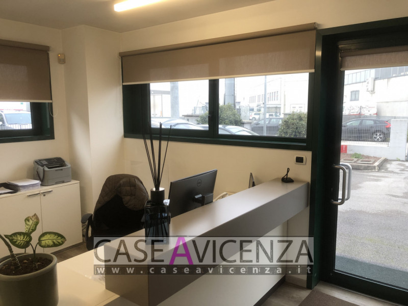 GRISIGNANO DI ZOCCO -  C.E.D - IN ESCLUSIVA !!! - Proponiamo questo capannone in condizioni pari ...