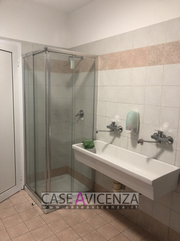 GRISIGNANO DI ZOCCO -  C.E.D - IN ESCLUSIVA !!! - Proponiamo questo capannone in condizioni pari ...