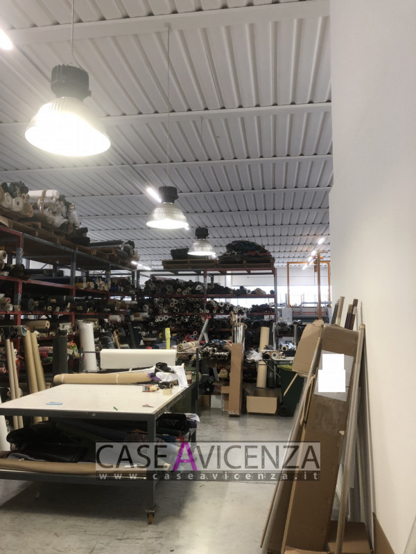 GRISIGNANO DI ZOCCO -  C.E.D - IN ESCLUSIVA !!! - Proponiamo questo capannone in condizioni pari ...