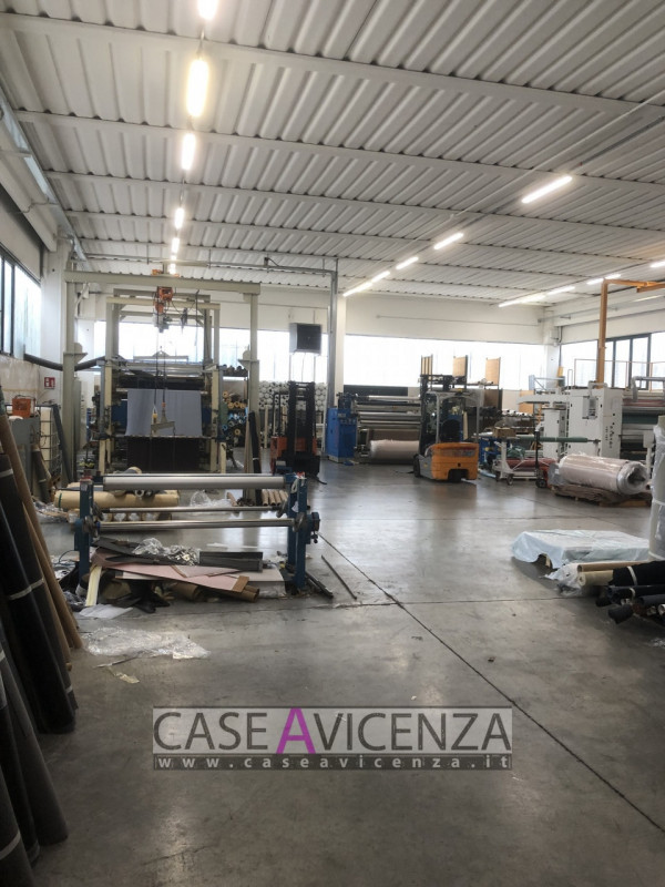 GRISIGNANO DI ZOCCO -  C.E.D - IN ESCLUSIVA !!! - Proponiamo questo capannone in condizioni pari ...