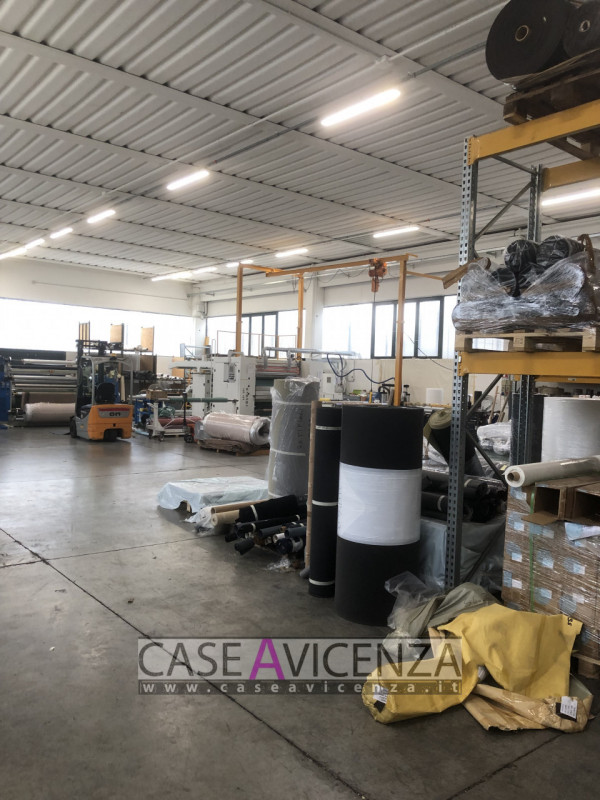 GRISIGNANO DI ZOCCO -  C.E.D - IN ESCLUSIVA !!! - Proponiamo questo capannone in condizioni pari ...