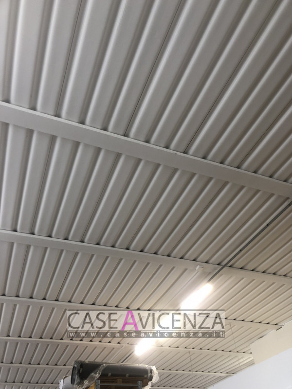 GRISIGNANO DI ZOCCO -  C.E.D - IN ESCLUSIVA !!! - Proponiamo questo capannone in condizioni pari ...