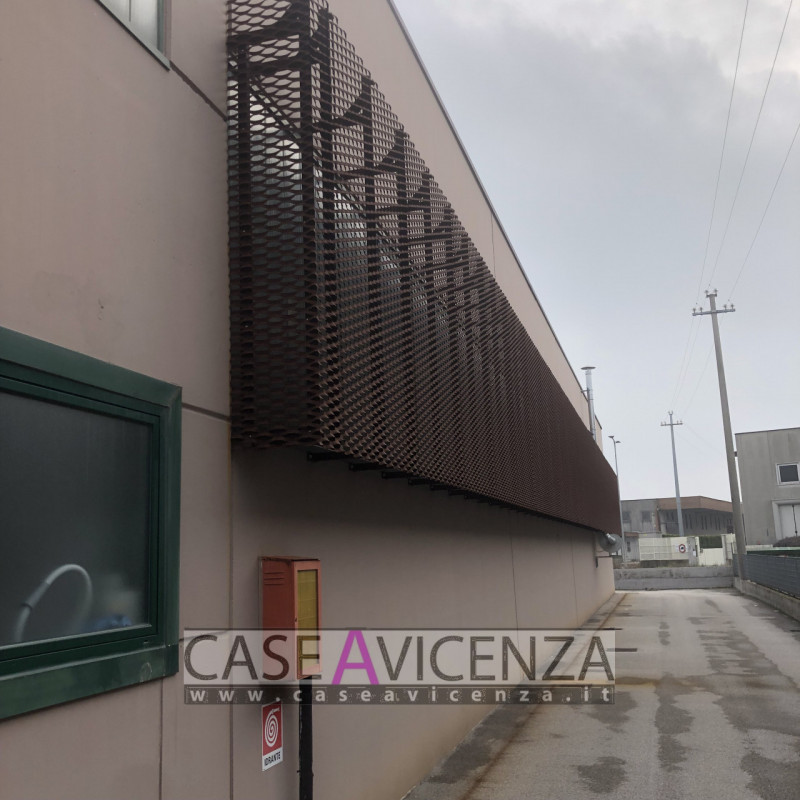 GRISIGNANO DI ZOCCO -  C.E.D - IN ESCLUSIVA !!! - Proponiamo questo capannone in condizioni pari ...