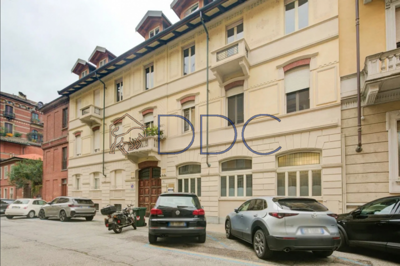 Torino Vendita Appartamento più di 5 locali