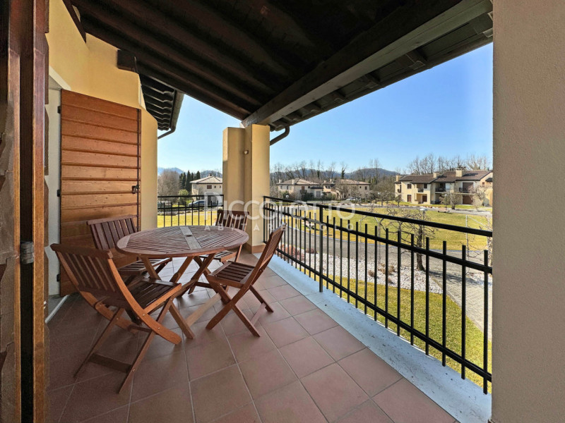 Rif. V5230 - Asolo Golf, a 10 minuti dal centro storico di Asolo, con splendida vista sui Colli A...