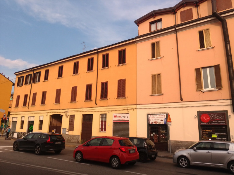 Monza Affitto Negozio