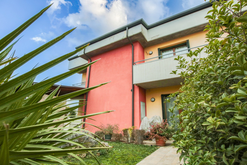 Zevio Vendita Casa a schiera porzione di testa