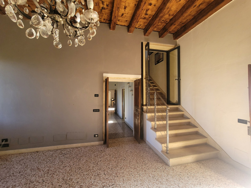 FOR RENT – VICENZA - | Exclusive Renaissance Villa Portion – 15 minutes from Caserma Ederle Live ...