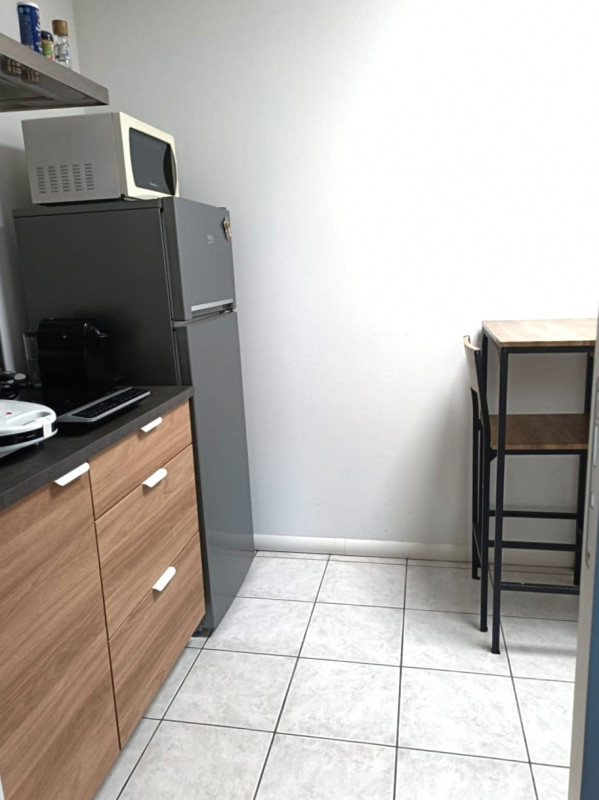 Padova Est - Viale Navigazione Interna - 
Luminoso ufficio posto al secondo piano composto da 4 v...