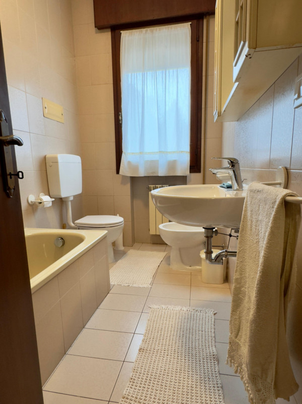 Sarmeola di Rubano affittasi STANZA MATRIMONIALE di 14m² in appartamento per studenti/lavoratori....