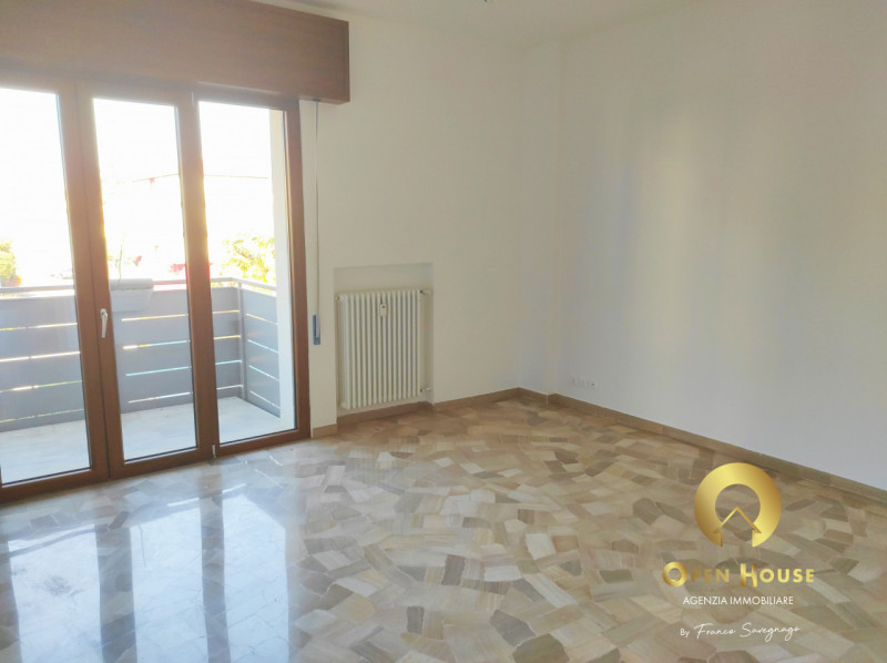 OPEN HOUSE by Franco Savegnago propone in locazione dal 01/01/2026 appartamento parz.arredato pos...