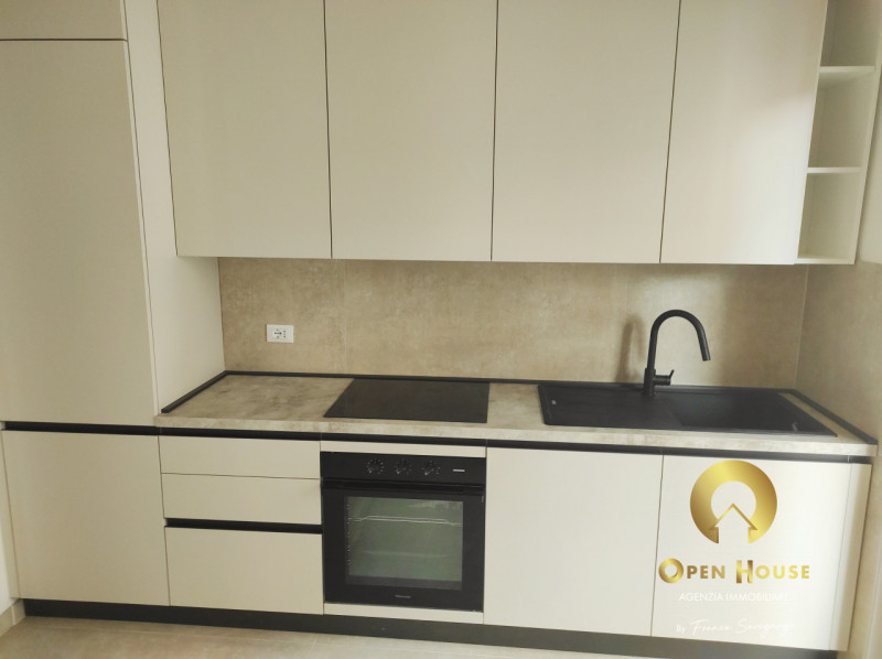 OPEN HOUSE by Franco Savegnago propone in locazione dal 01/01/2026 appartamento parz.arredato pos...