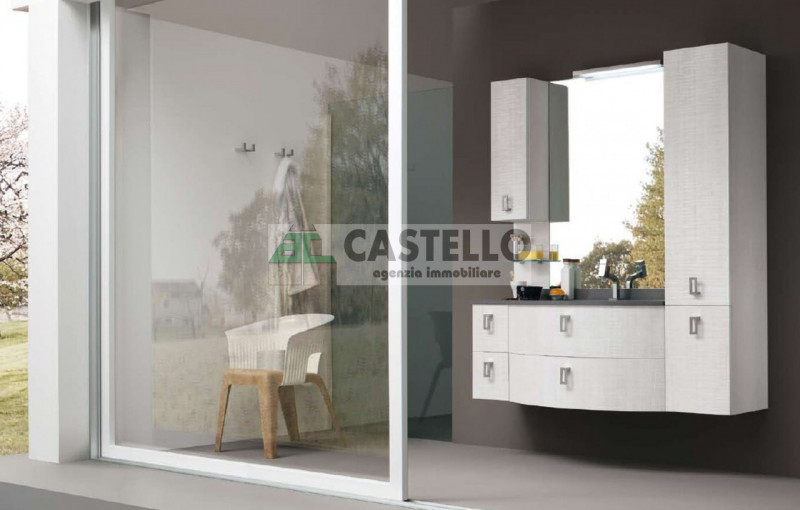 Campodarsego centro comoda ai servizi spaziosa porzione di bifamiliare con giardino privato. Rif....