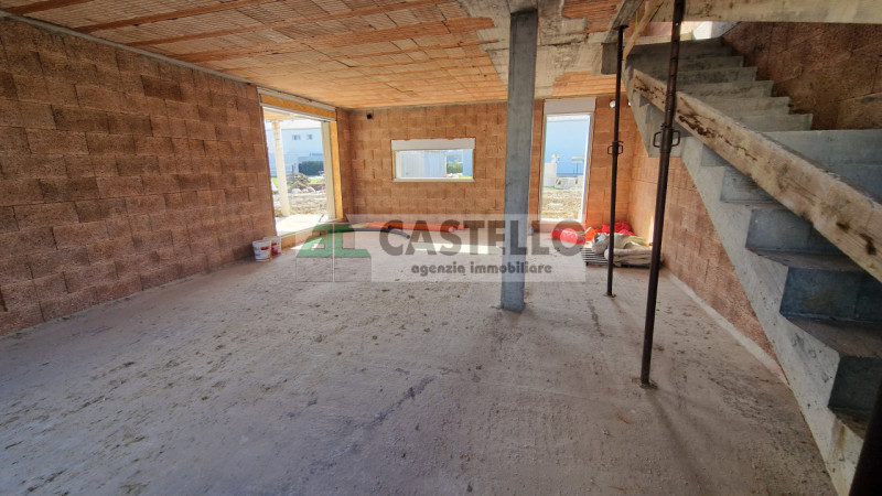 Campodarsego centro comoda ai servizi spaziosa porzione di bifamiliare con giardino privato. Rif....