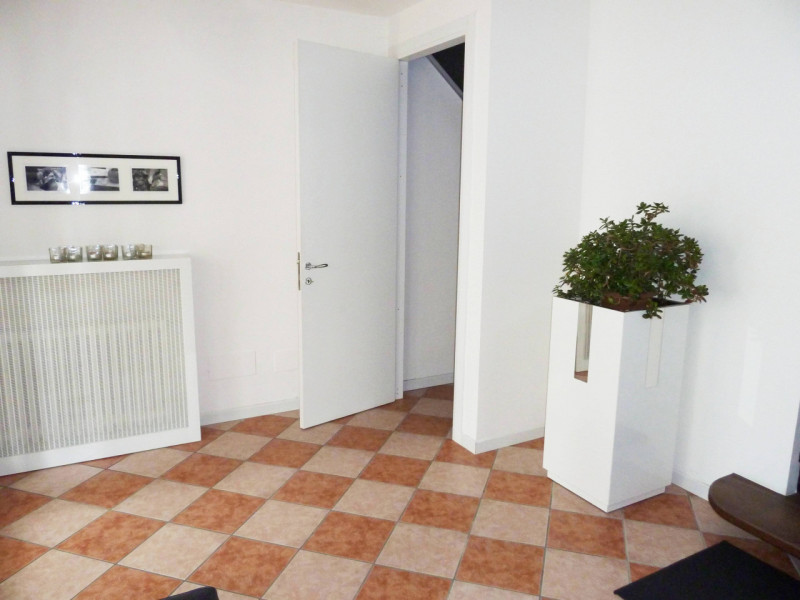 Capriccio di Vigonza locasi prestigiosi uffici, idonei anche come show room. Liberi per maggio 20...