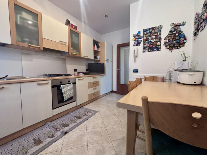 Scopri questo investimento, immobile affittato.
Appartamento in bifamiliare situato nel cuore del...