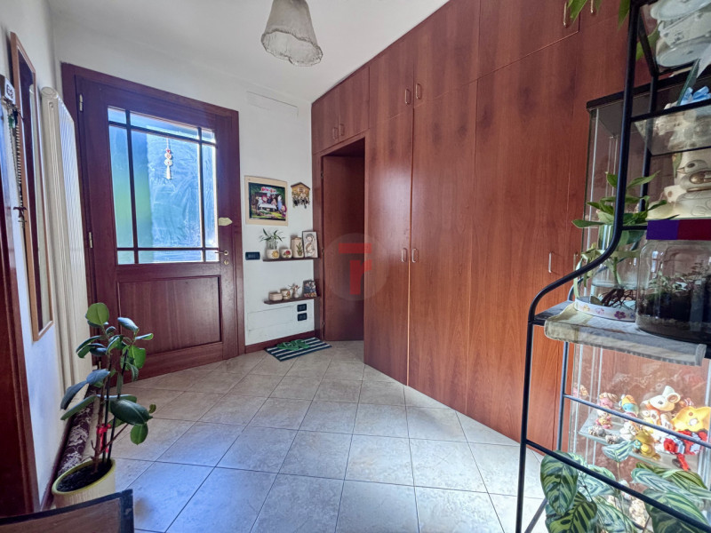 Scopri questo investimento, immobile affittato.
Appartamento in bifamiliare situato nel cuore del...