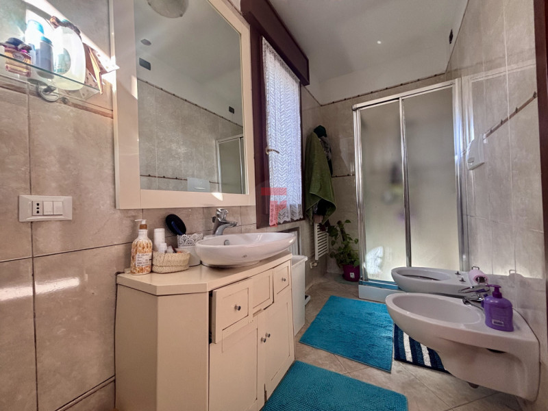 Scopri questo investimento, immobile affittato.
Appartamento in bifamiliare situato nel cuore del...