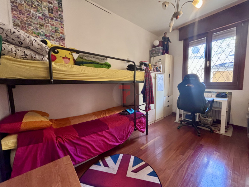 Scopri questo investimento, immobile affittato.
Appartamento in bifamiliare situato nel cuore del...