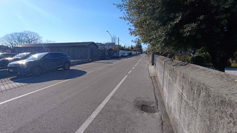 Piazzola sul Brenta: in pieno centro, comodissimo a tutti i servizi, lotto edificabile residenzia...