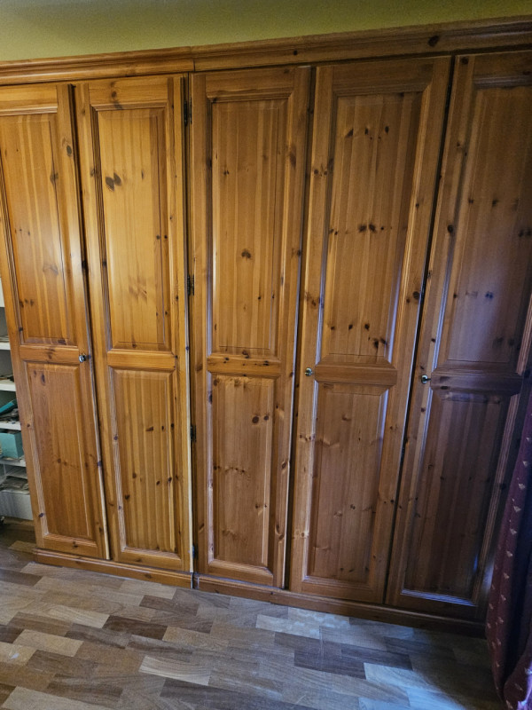 Scopri un'opportunità imperdibile nel cuore di Vernante con questo esclusivo appartamento all'ult...