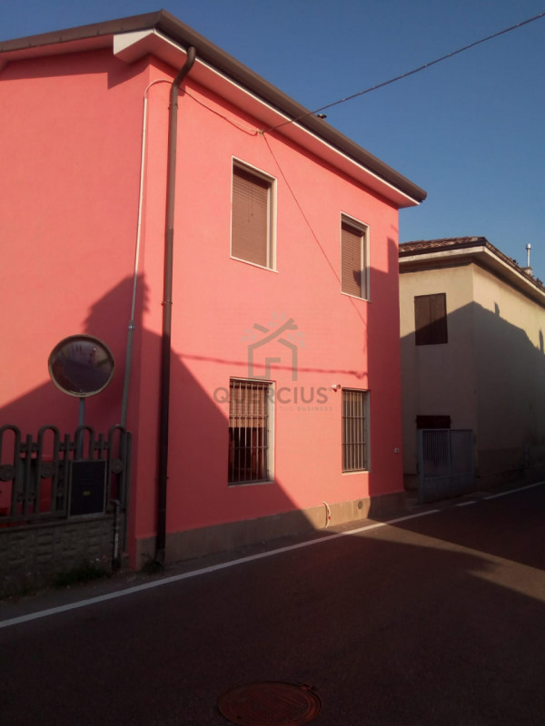 Castel d'Azzano Vendita Casa a schiera