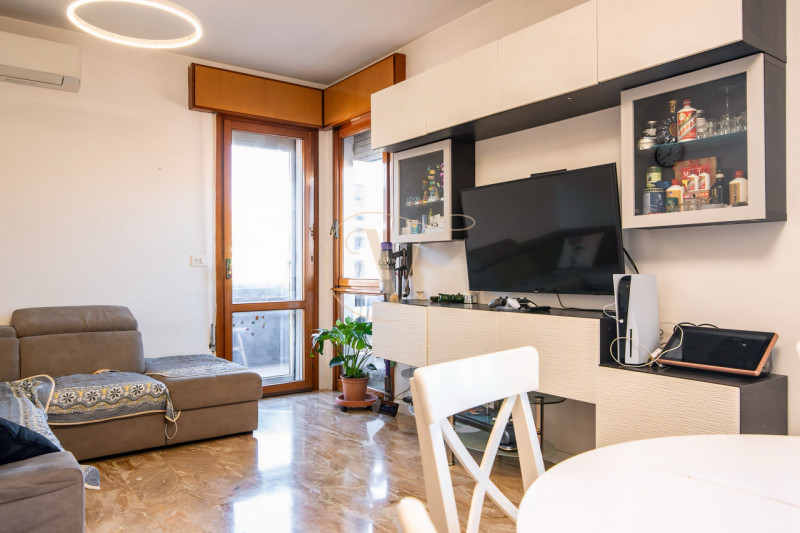 Quali sono le caratteristiche che differenziano questo appartamento da tutti gli altri?

- Terraz...