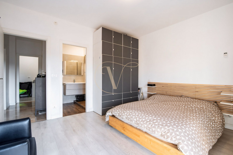 Quali sono le caratteristiche che differenziano questo appartamento da tutti gli altri?

- Terraz...