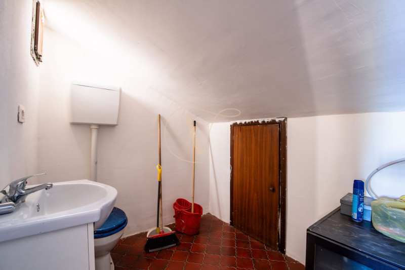 Quali sono le caratteristiche che differenziano questo appartamento da tutti gli altri?

- Terraz...