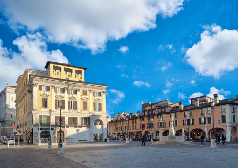 Brescia Vendita Negozio