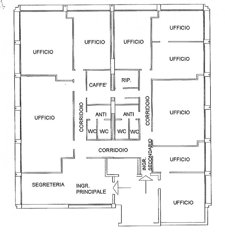 Situato nel cuore pulsante della zona Stanga, a pochi passi dai principali centri commerciali e d...