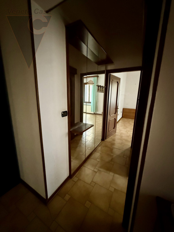 Nel cuore della città, su centrale e caratteristica calle in posizione strategica, con vista su C...