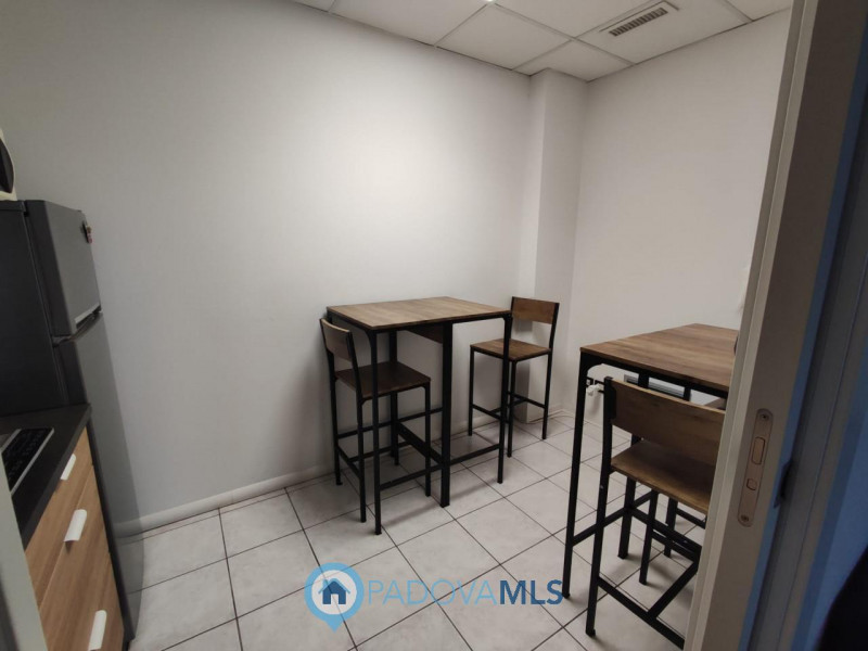 Immobile in esclusiva al Gruppo Padova MLS
Padova est - Viale Navigazione Interna - Luminoso uffi...