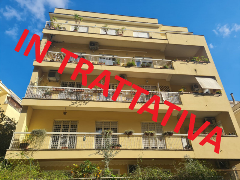 Attività Commerciale in Vendita