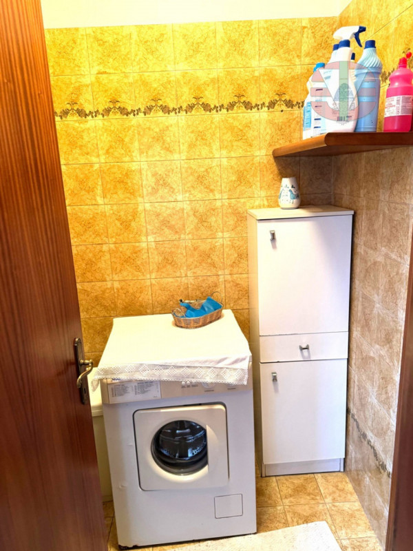 Lusiana Conco, nella tranquilla zona di Santa Caterina, proponiamo in vendita una splendida casa ...