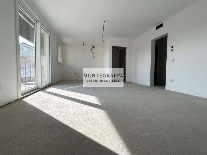 Proponiamo in vendita questo splendido appartamento di nuova costruzione al primo piano di una pi...