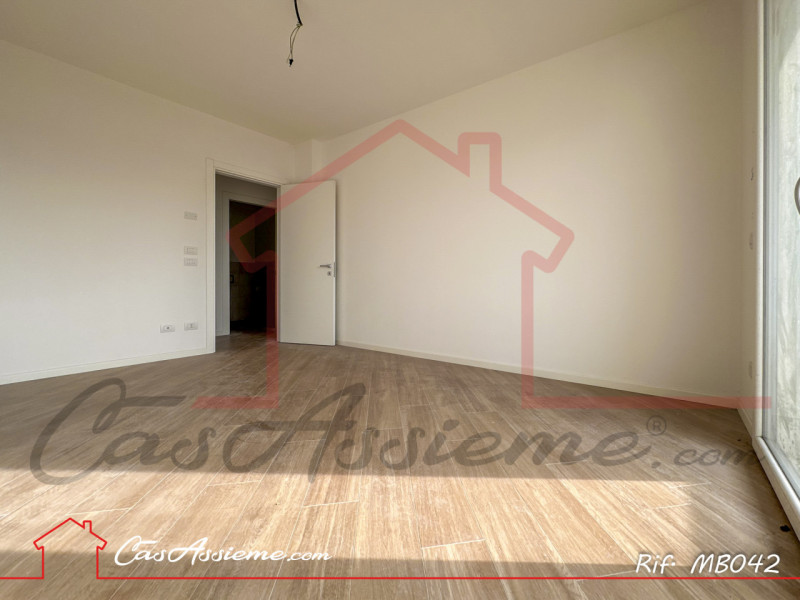 Rif. MB042-L3.3
CHIAVI IN MANO - ULTIME UNITA'!
A pochi passi dal centro di Cassola, in quartiere...