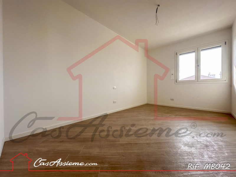 Rif. MB042-L3.3
CHIAVI IN MANO - ULTIME UNITA'!
A pochi passi dal centro di Cassola, in quartiere...