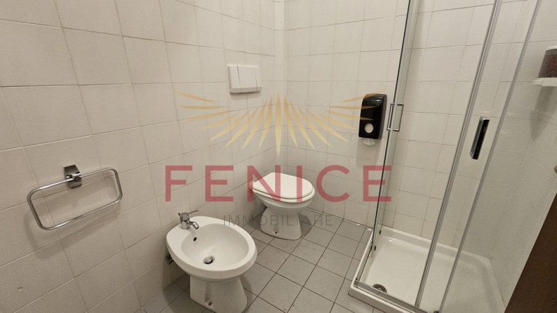 Scopri un'opportunità unica nel cuore di Montebelluna, nella tranquilla zona di Guarda. Questo ne...