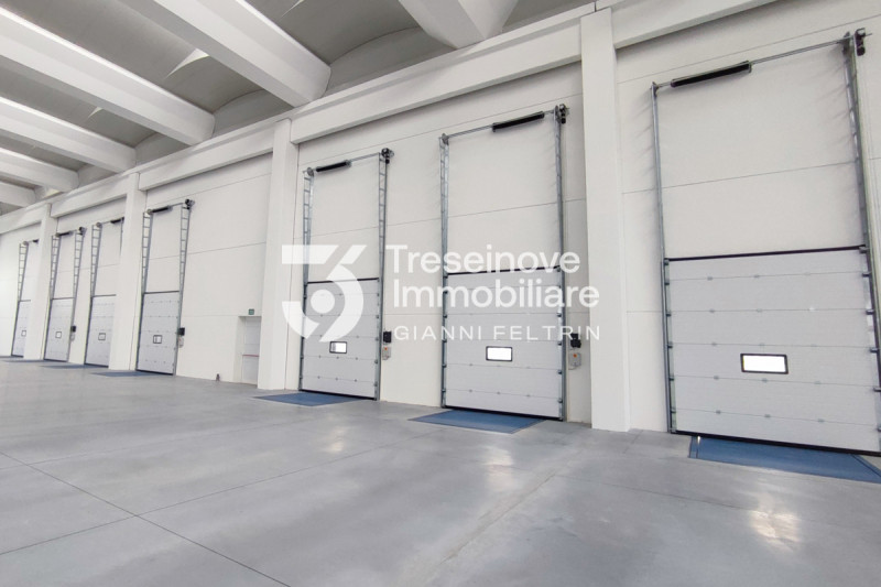 (Per INFO Feltrin ing. Gianni 3288349492) Proponiamo in vendita un capannone di nuova costruzione...