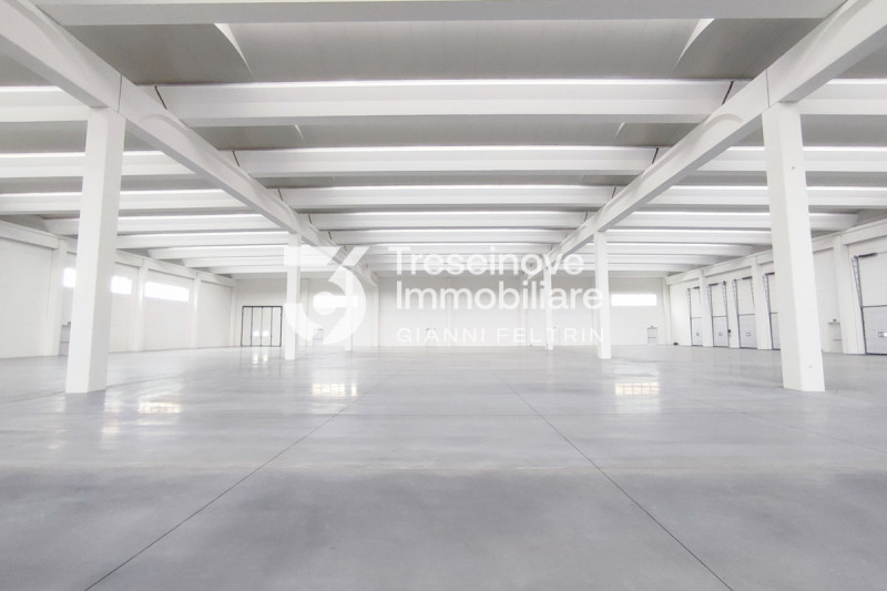 (Per INFO Feltrin ing. Gianni 3288349492) Proponiamo in vendita un capannone di nuova costruzione...