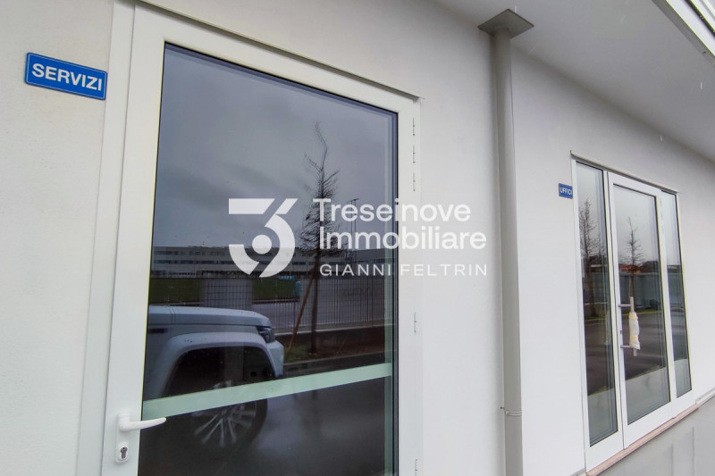 (Per INFO Feltrin ing. Gianni 3288349492) Proponiamo in vendita un capannone di nuova costruzione...