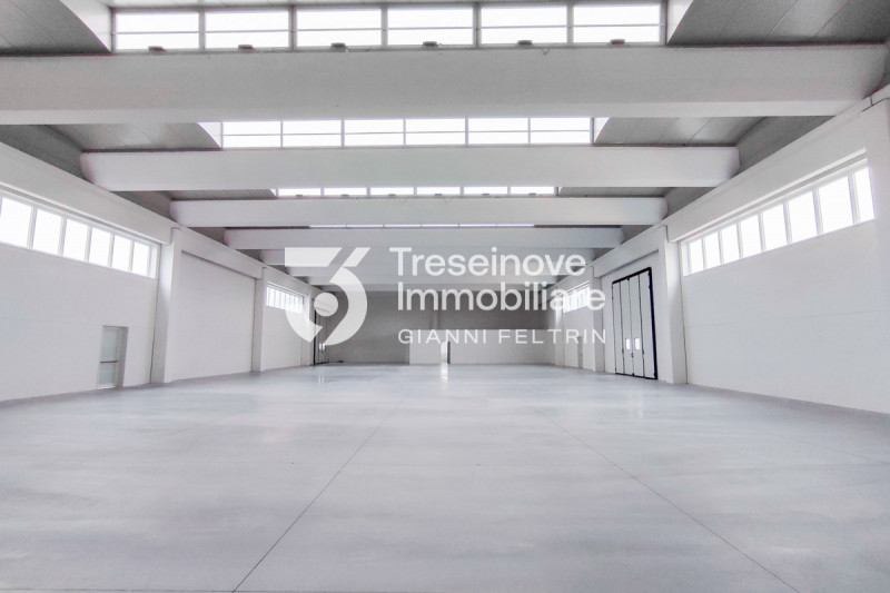 (Per INFO Feltrin ing. Gianni 3288349492) Proponiamo in vendita capannone con altezza utile di 7 ...